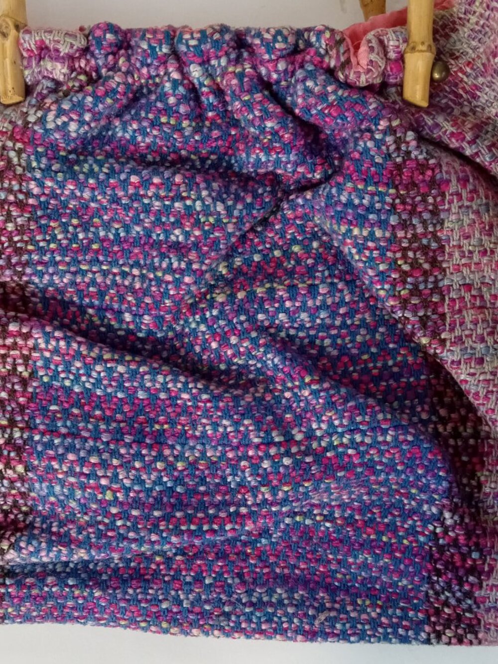 Vintage Hand Woven Fabric Textile Handbag Purse Pink Blue Bamboo Handles - Picture 10 of 15
